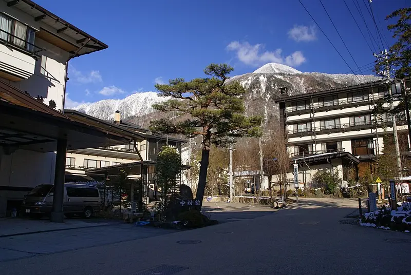 平湯温泉;アルプス街道平湯